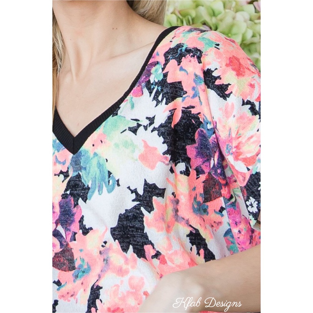 LAST! V Neck Soft Floral Contrast Knit Top! - Picture 6 of 6
